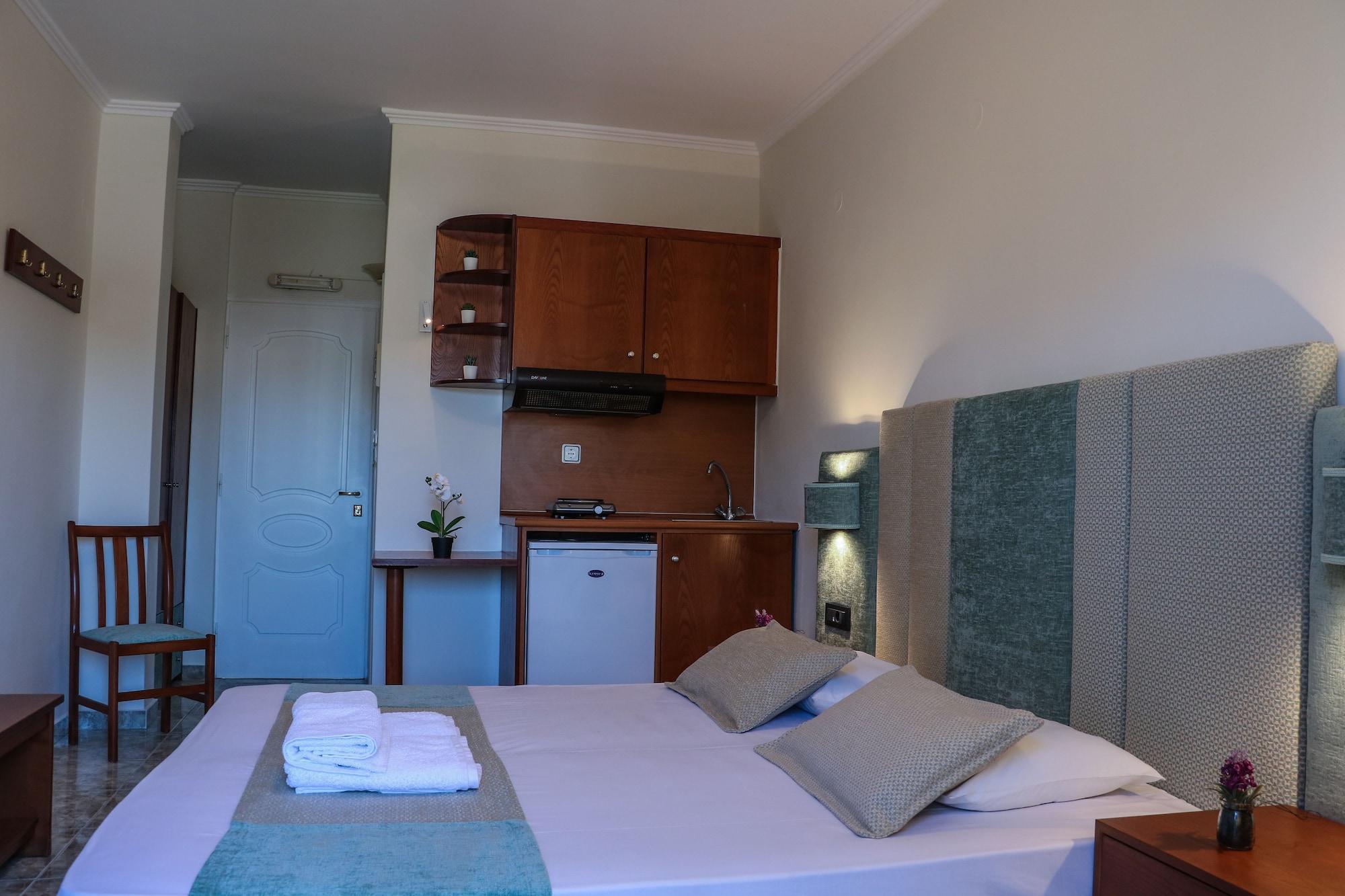 Hotel Dionysis Studios Adamantas  ภายนอก รูปภาพ