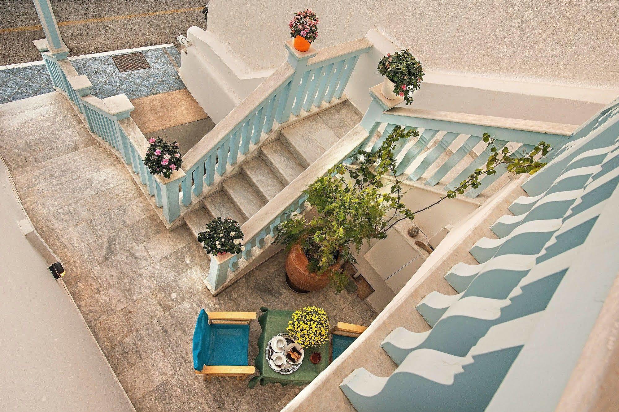 Hotel Dionysis Studios Adamantas  ภายนอก รูปภาพ